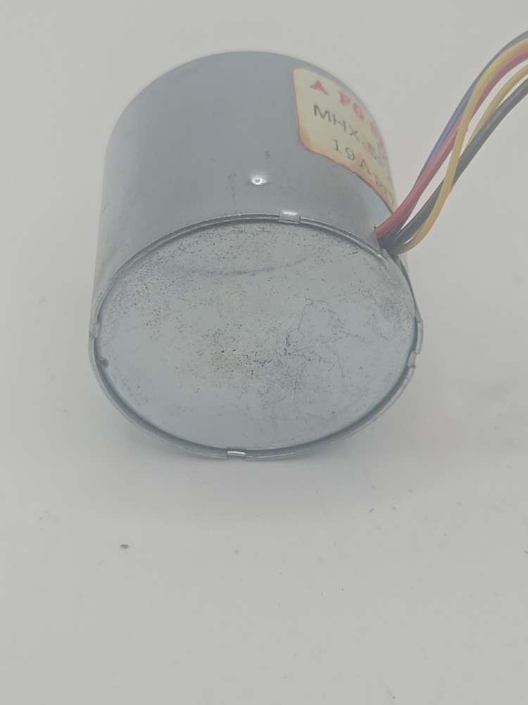 Vintage Technics Turntable SL 220 Motor