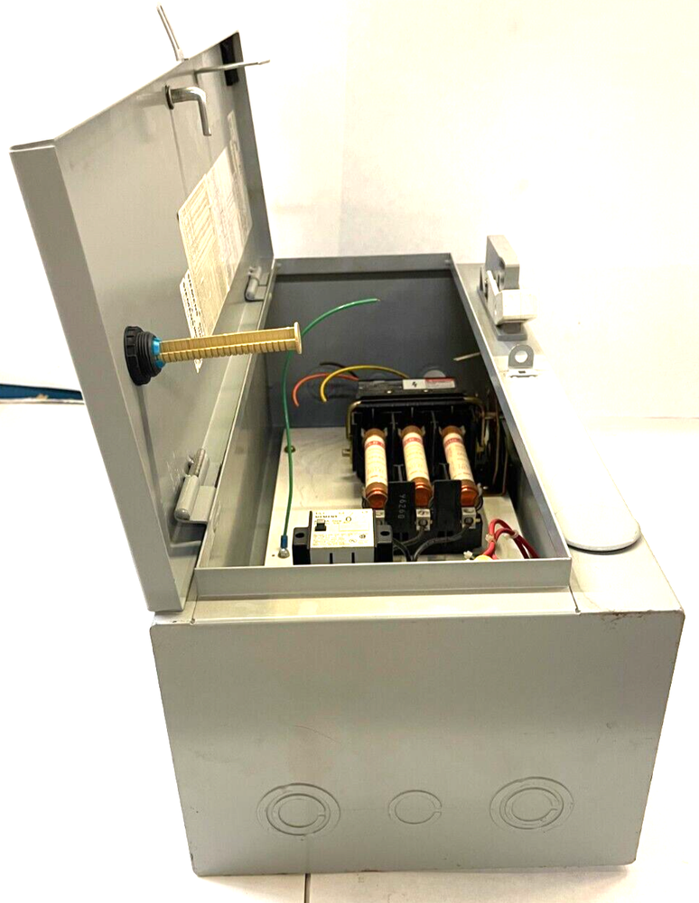 SIEMENS SCF B11 NEMA SIZE 0 COMBINATION MOTOR CONTROLLER