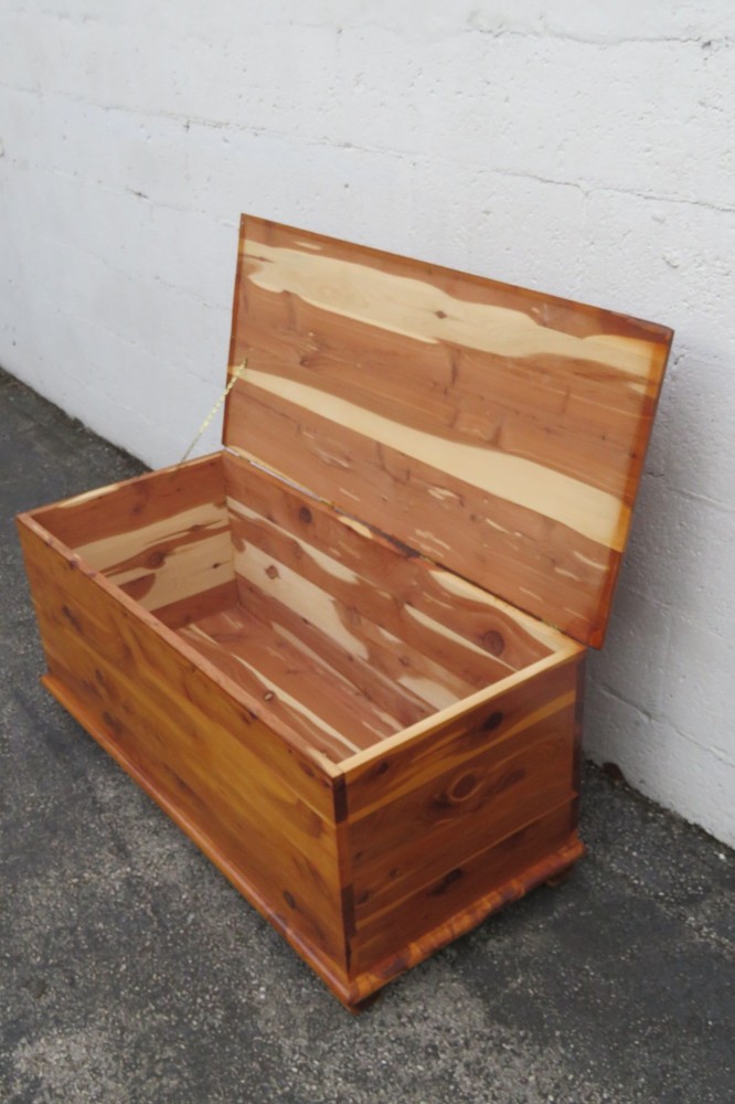Solid Cedar Hope Chest Blanket Trunk Bench 6175
