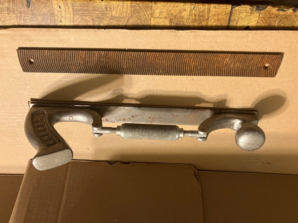 HELLER BROTHERS ADJUSTABLE FLEXIBLE FILE HOLDER