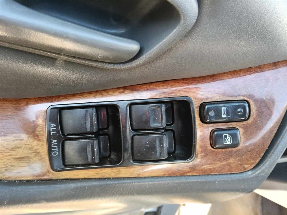 RX300 1999 Fuse Box Cabin 6879