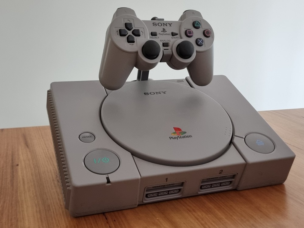 Playstation 1 Controller Display Stand –Console Holder | Retro Games - Display