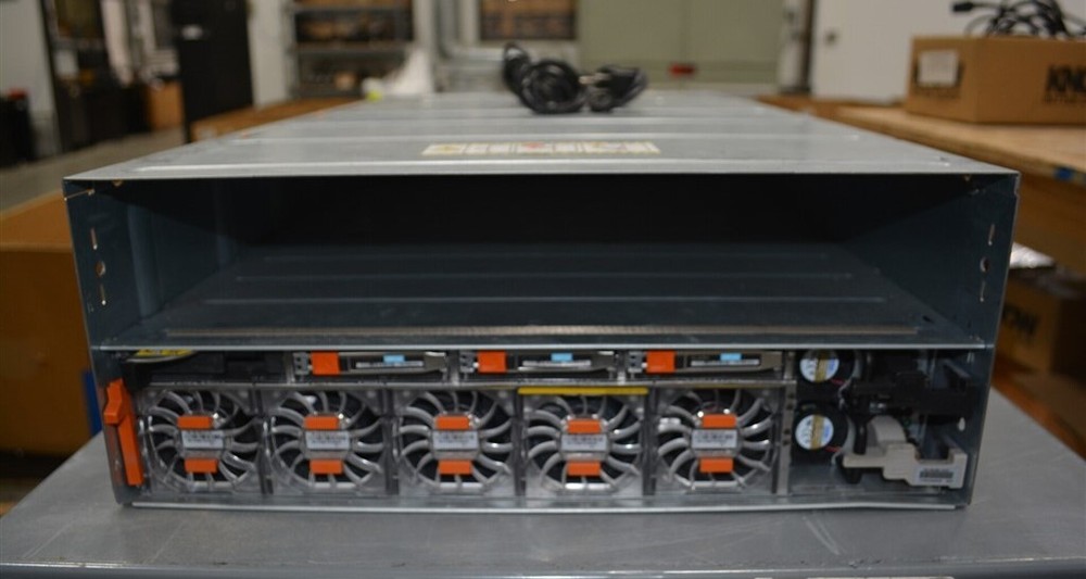 EMC MGTN VMAX Megatron Controller Storage Processor Enclosure 24-Bay