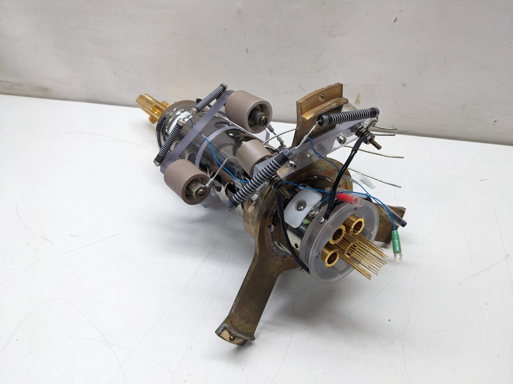 "Unknown" Mass Spectrometer Quadrupole Assembly