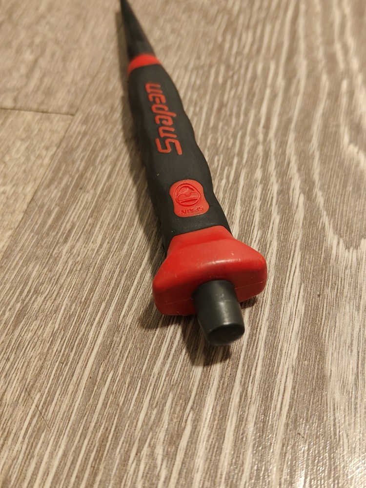 Snap On Tools 3/32 Starter Punch Soft Grip PPSG203 Red