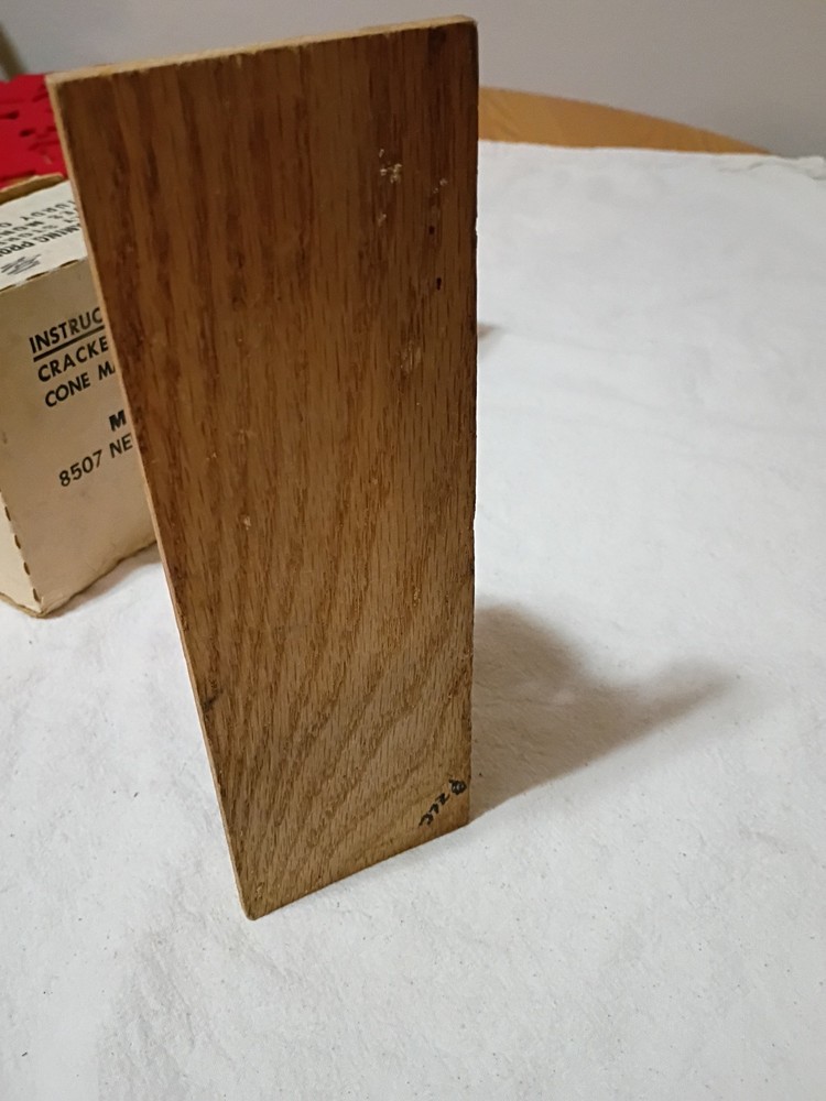 VINTAGE GEM DANDY NUT CRACKER with box B20