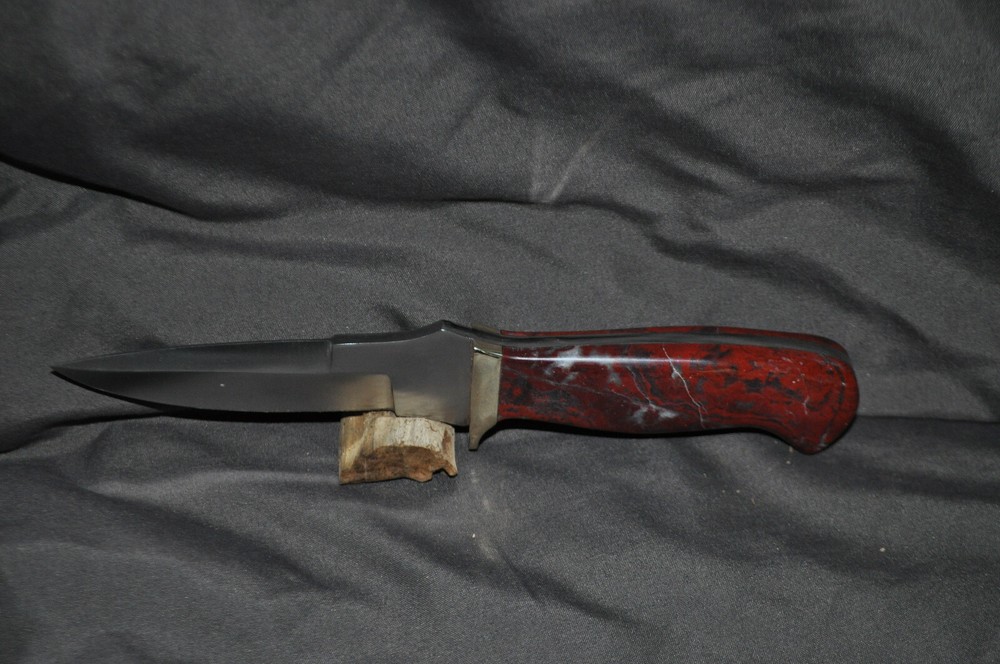 Unique Montana Agate rock (stone) handle with Steel blade