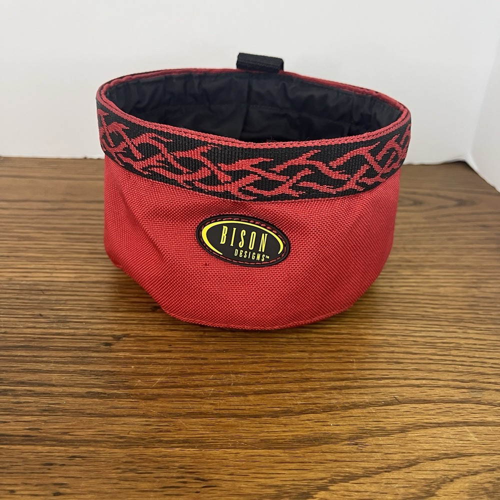 Bison Design Portable Pet Bowl