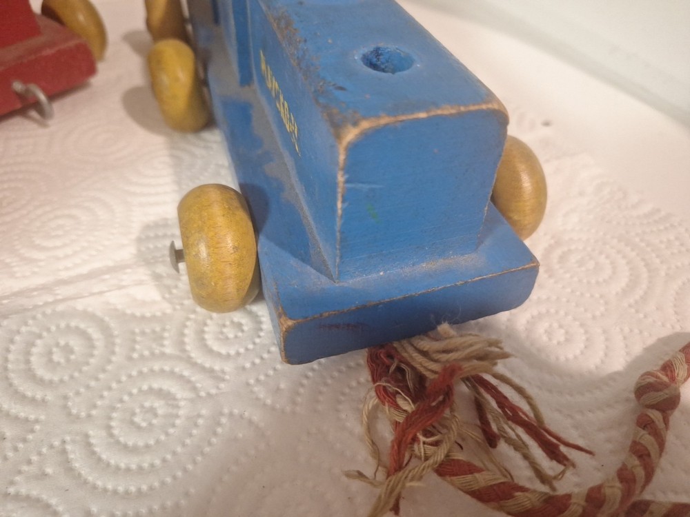 Playskool 1950s Wooden Trains, Pull String, Pull Along.