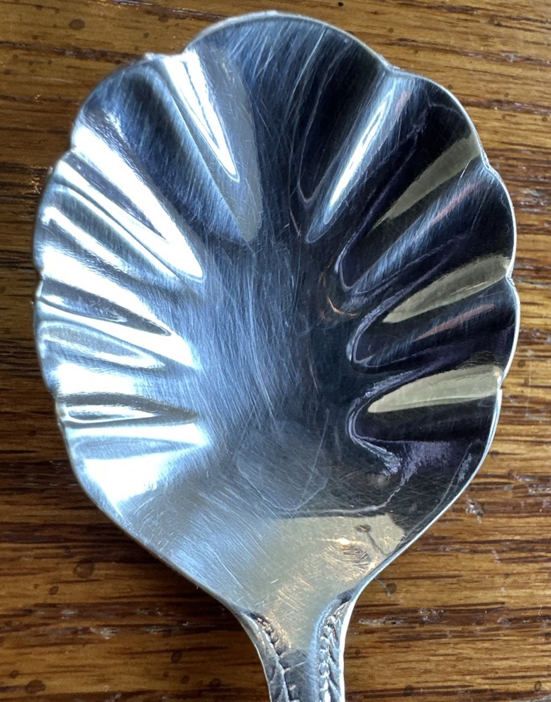 WALLACE Wickham Deep Silverplate Serving Sugar Spoon Flatware Fan Bead 6”