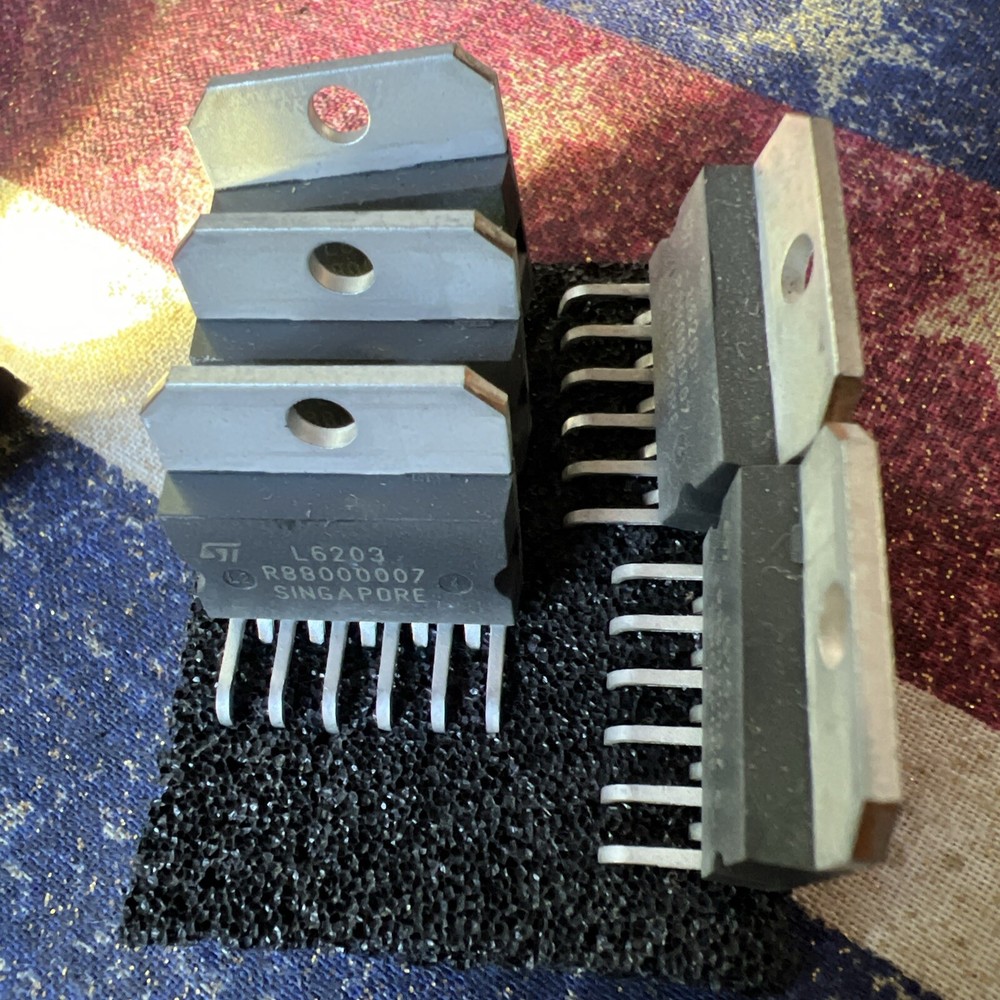 **  QUANTITY 1  **  L6203