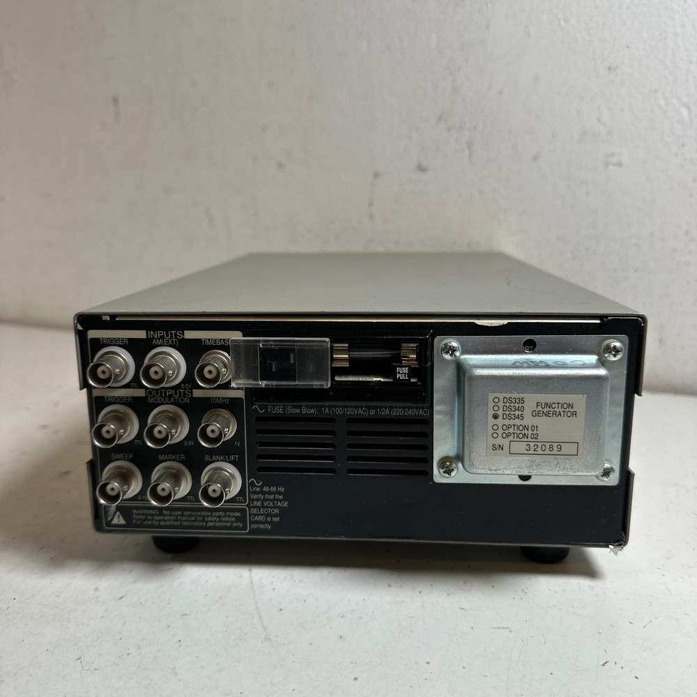 Stanford Research Systems (SRS) DS345 30MHz Synthesized Function Generator