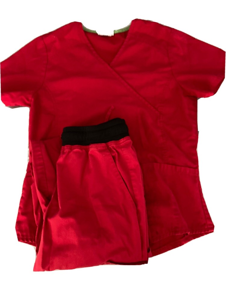 EXTRA SIZE SMALL WOMANS SCRUB SET