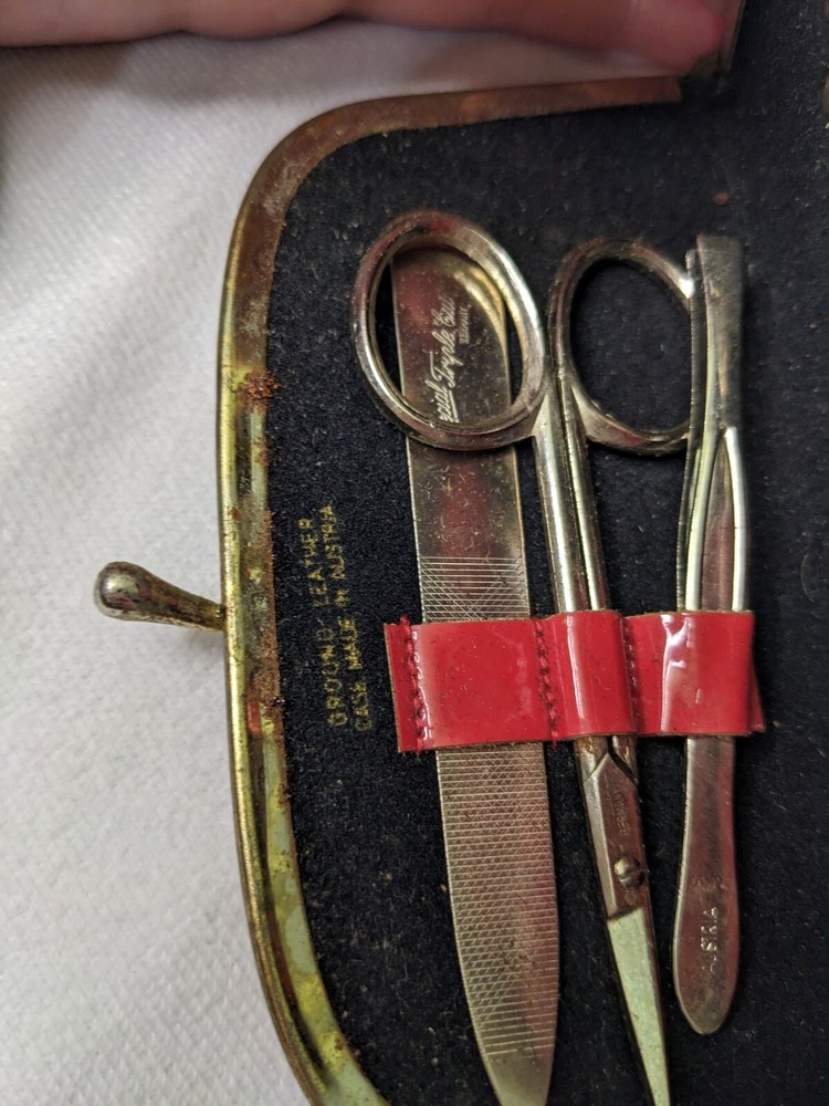 1950s Vintage Lady Bug Red Leather Manicure Set