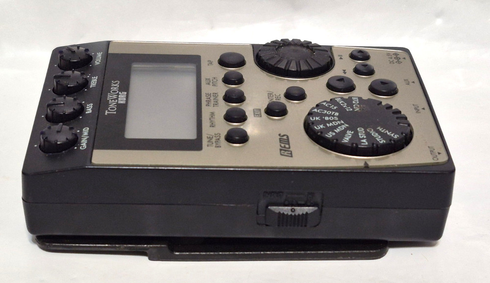 KORG Pandora PX4D Guitar Multi-Effect Processor with Clip