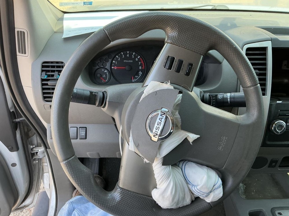 FRONTIER 2010 Glove Box 4987722