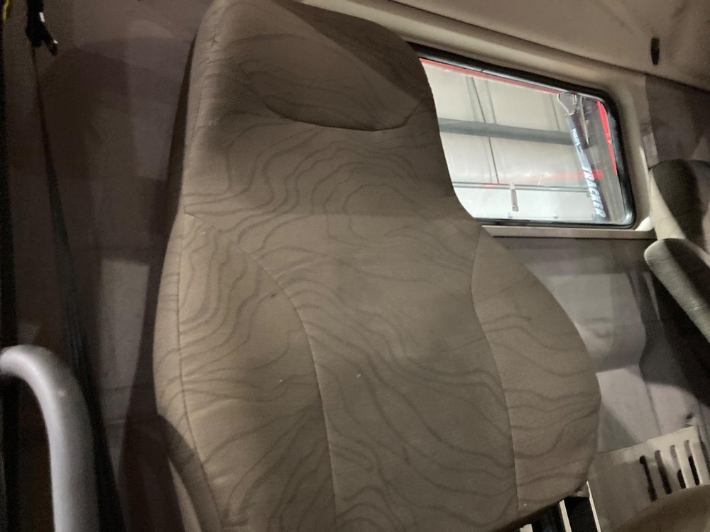 Volvo VNL Seat - Used