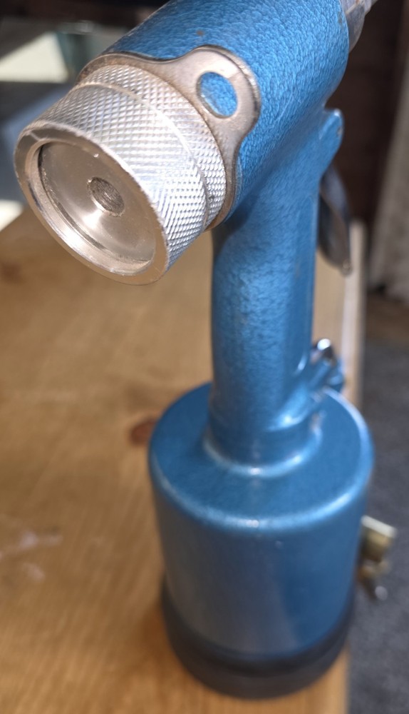 Air Hydaulic Rivet Gun Blue Riveter Tool