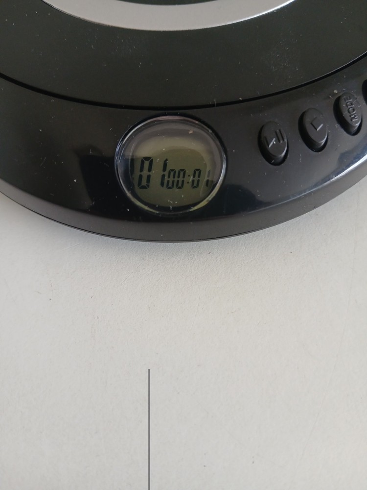 PERSONAL CD PLAYER BUSH MODEL PCD-220C ANTI SHOCK BLACK