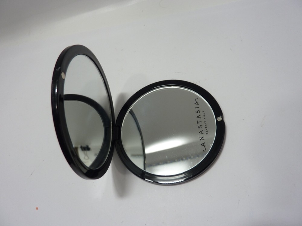 Anastasia Beverly Hills Makeup Mirror