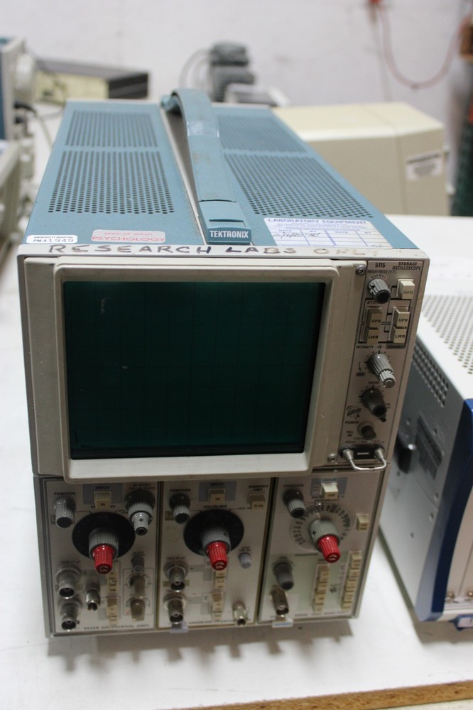 Tektronix 5115 Storage Oscilloscope