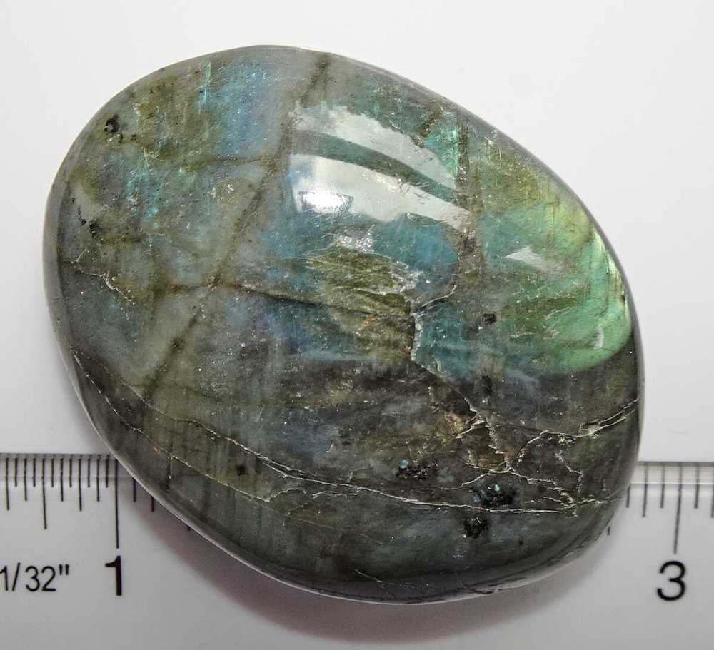 Labradorite Palmstone r712h