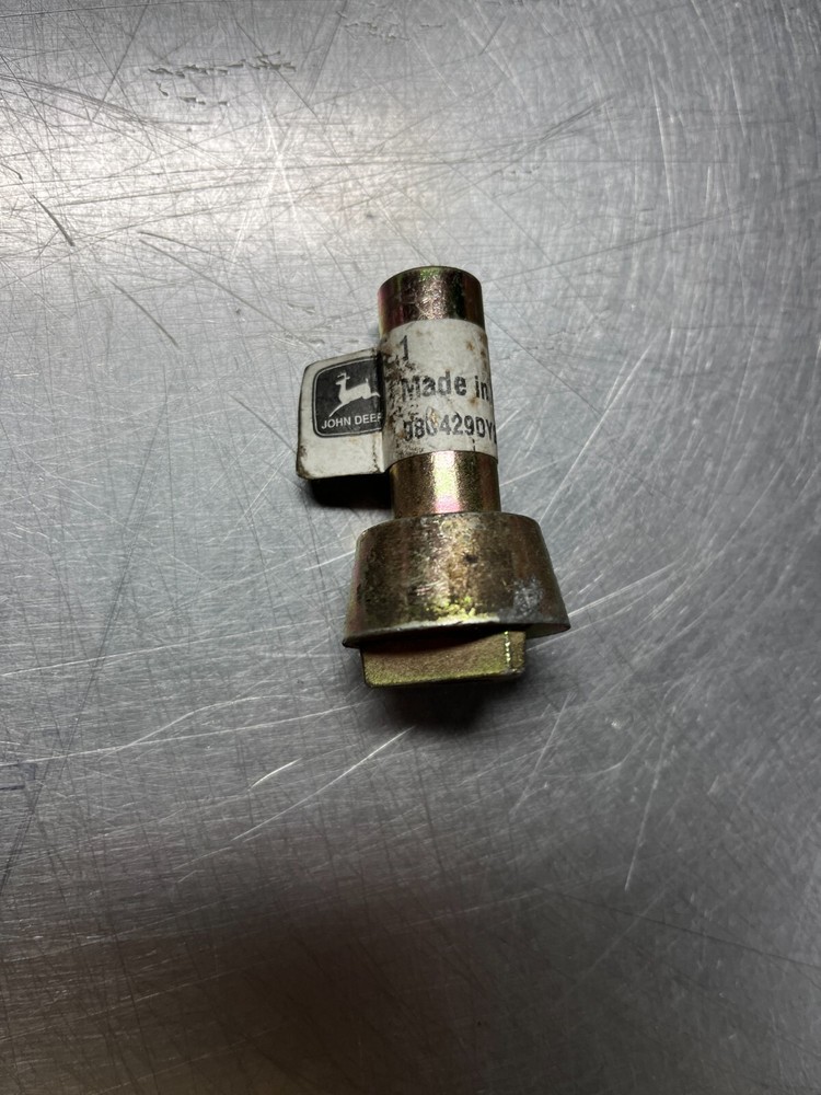 M111129   Genuine OEM  John Deere   BUSHING