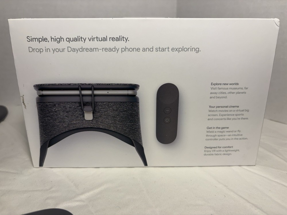 Google Daydream View VR Headset - Charcoal Gray