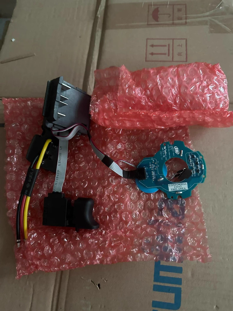 1PCS New W7152-A93 switch assembly