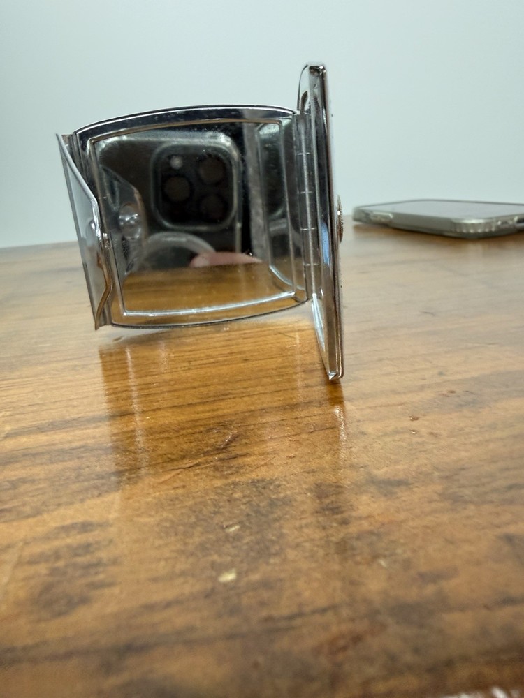 VTG Silver-plated Envelope Style Compact Snap Tri-fold Square Reflective Mirror