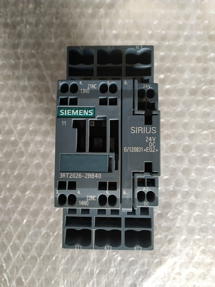 Siemens 3RT2026-2BB40 power contactor