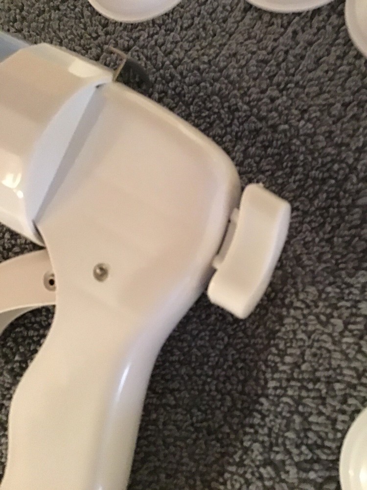 Cupcake Decorator Tool Set 19 Piece Set By Avon