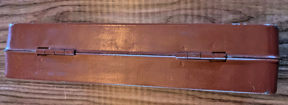 Impact Driver (Right/Left) with 2 Bits, Metal Case [e-04]