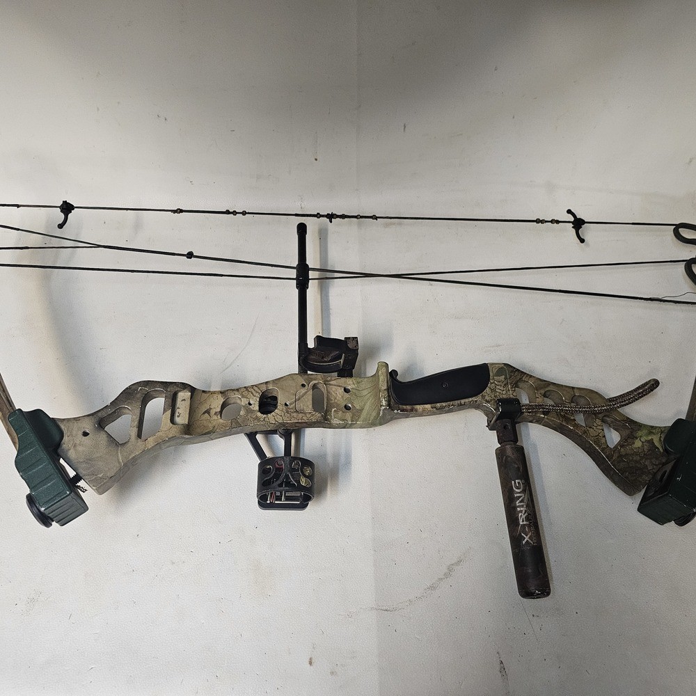 BEAR ELEMENT COMPOUND BOW