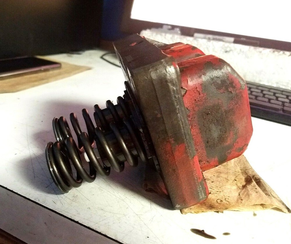 CUMMINS CYLINDER HEAD 1T08106 - 016A
