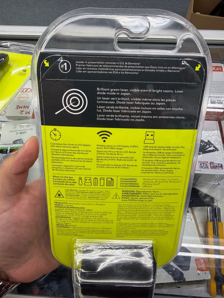 Logitech R800 Laser Presentation Remote Control - Black