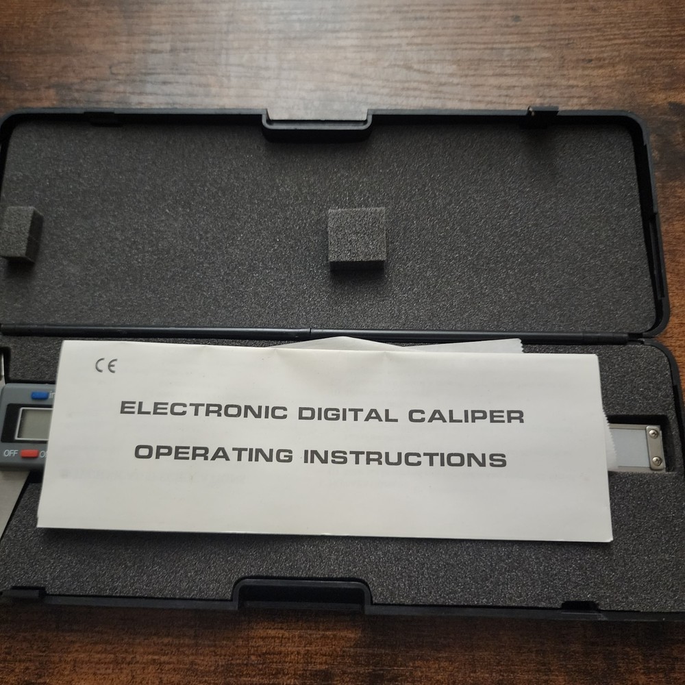 Electronic Digital Caliper 0-150 mm w/Large LED Screen With Case Stone Measuring