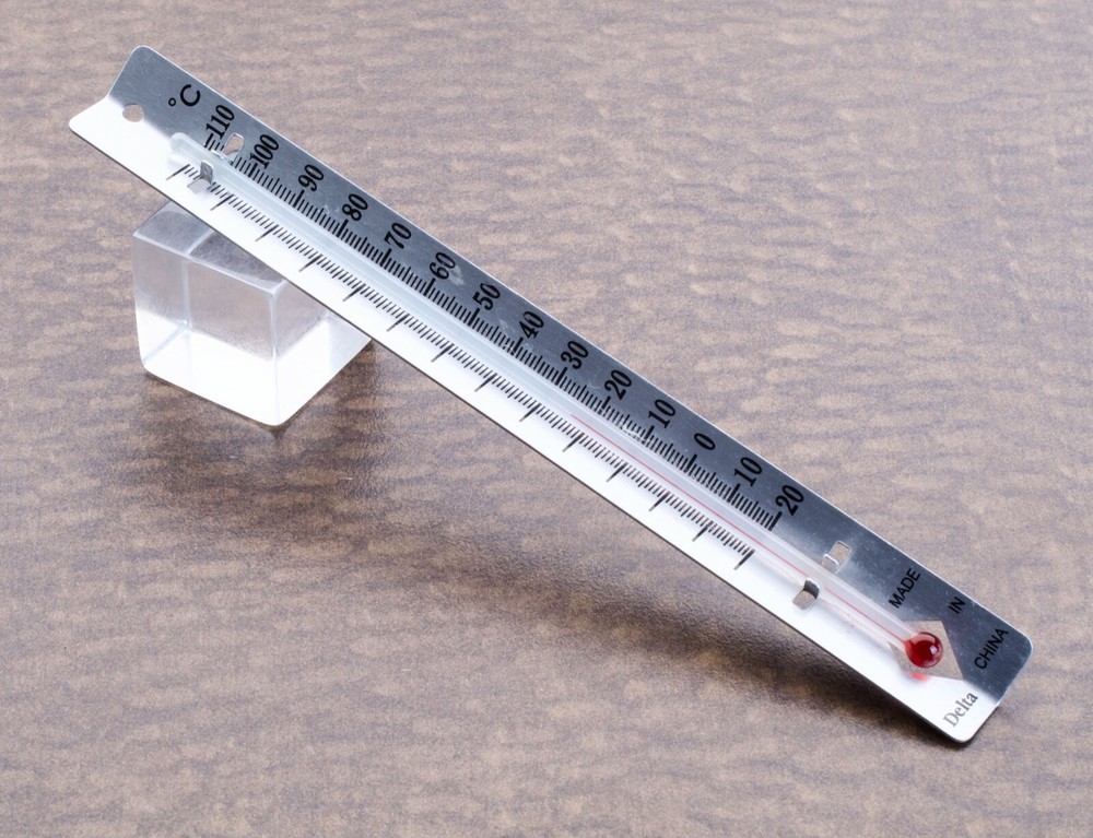 Delta Education V-Back Metal Thermometer Celsius Scale