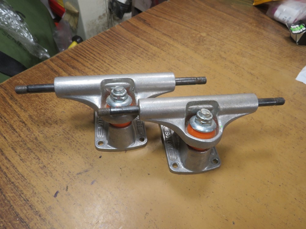 Bullet Skateboard trucks