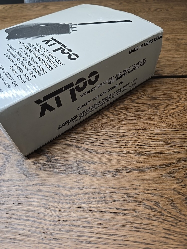 Lorad XT100 VHF Marine Transceiver 8 Channel Weather Scan