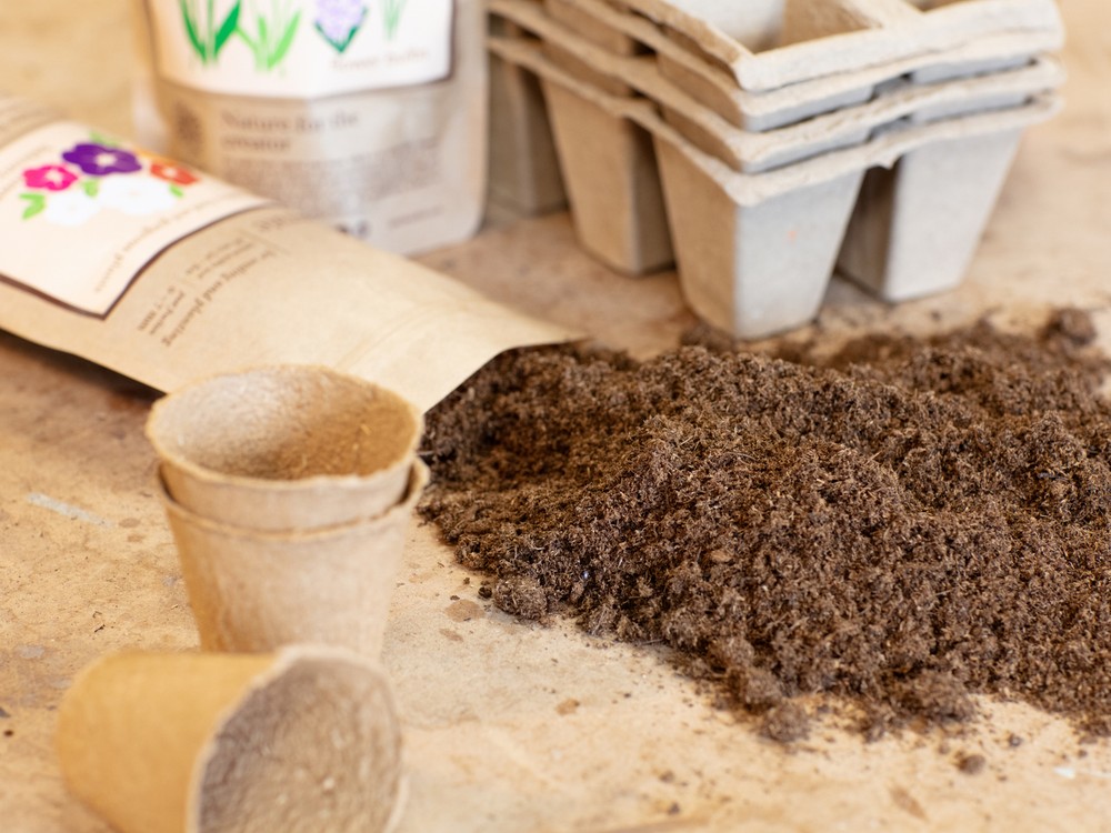 GRAPES / PEAT SUBSTRATE / premium quality soil for seeding and planting grapes