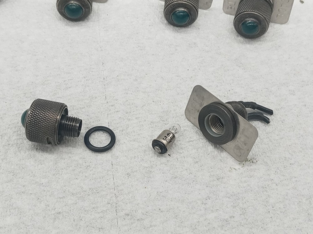 1 Green pilot light aviation 28VOLT DIM - BRIGHT