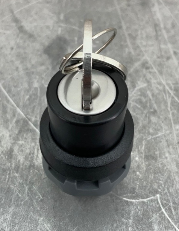 NEW ABB M2SSK2-101 NON-ILLUMINATE SELECTOR SWITCH 2 FIX POS KEY REM B