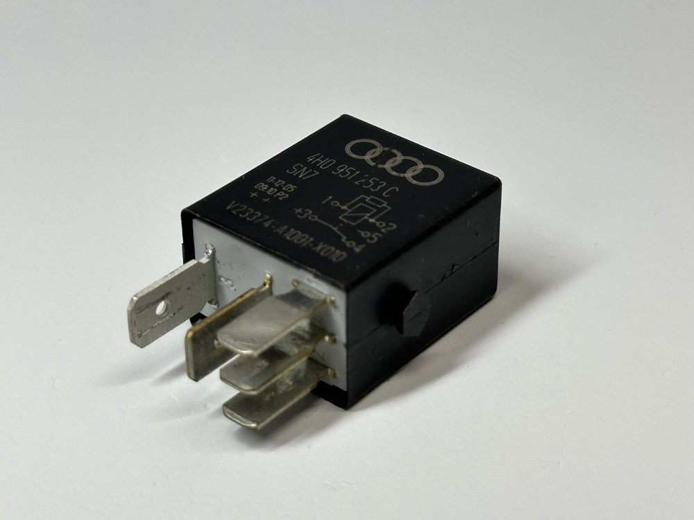 MULTIFUNCTION RELAY # 646 - AUDI VW PORSCHE