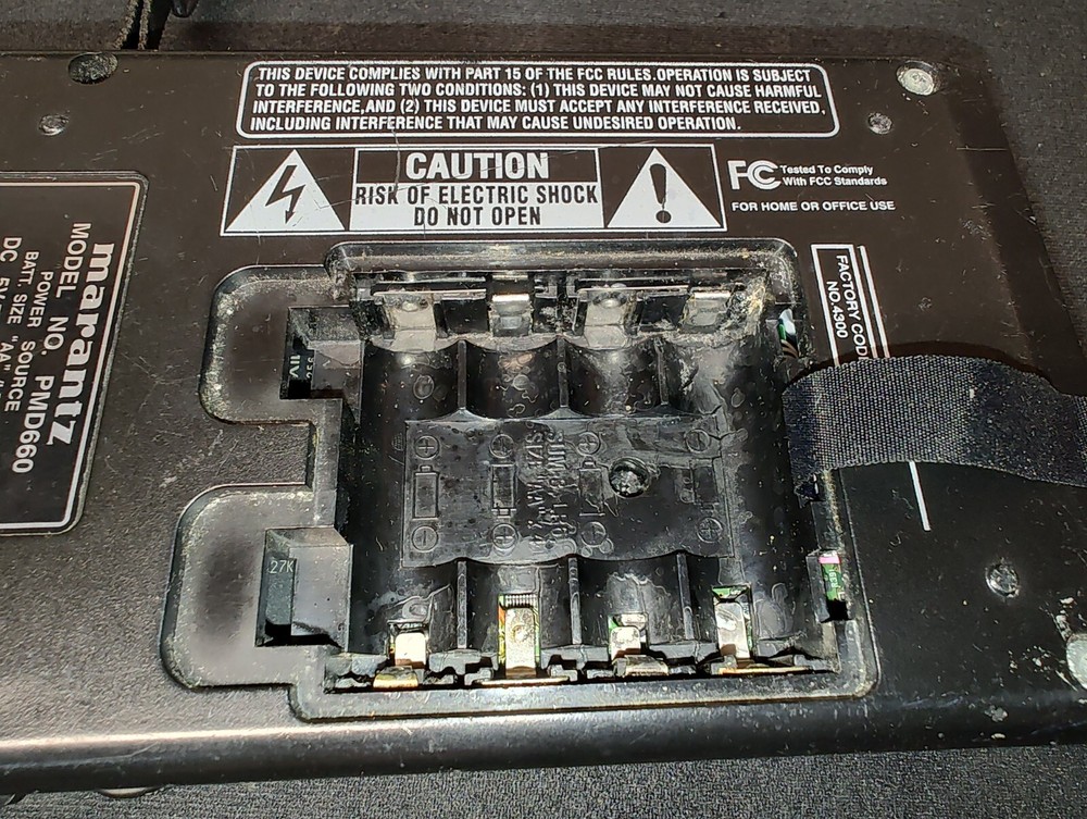 Marantz PMD660 Professional Solid State Recorder w/Compact Flash & Power Supply