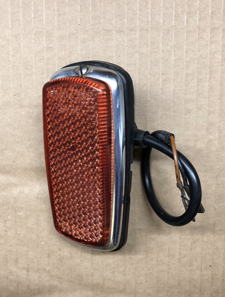 BMW 3.0CS 3.0 2800 CS E9 Rear Fender Reflector  Left