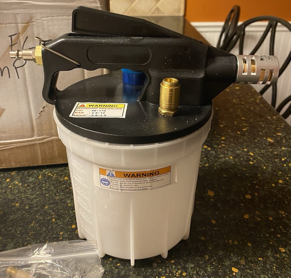Auto Brake Bleeder 2L