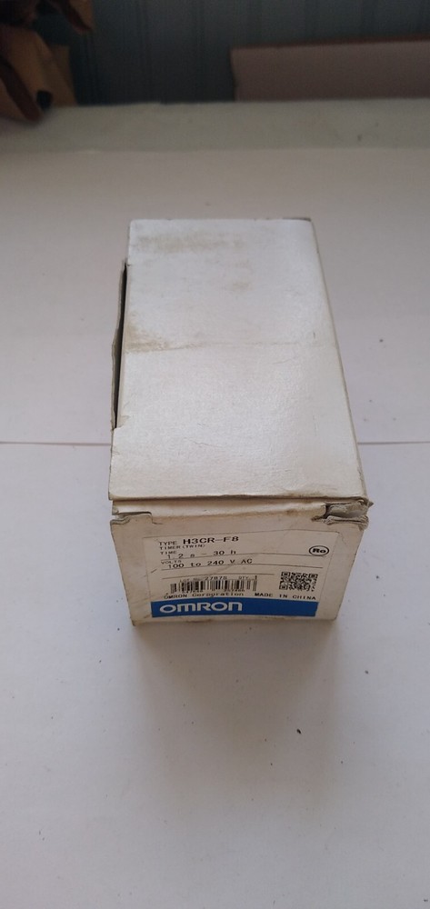Omron H3CRF8 Timer 100-240VAC New