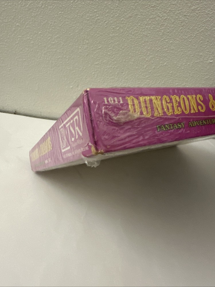 TSR Dungeons & Dragons Basic Boxed Set 8th Print 1981 w/Dice Sealed SW!