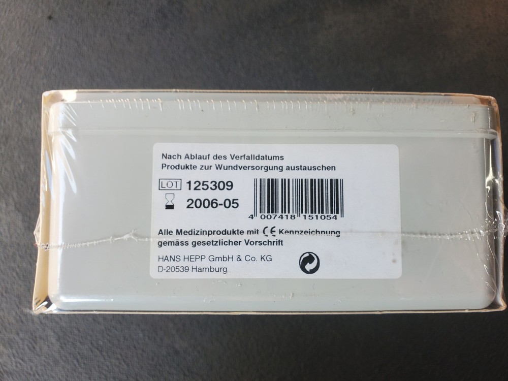 GENUINE VW FIRST AID KIT NEW/UNOPENED 000 093 113